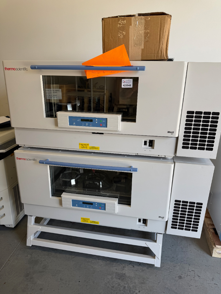 Image of Thermo MaxQ 8000 Double Stack Incubator Shaker